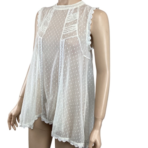 Free People Hi Lo Mesh Crochet Top Size Medium Ivory Eyelet Lace Trim‎ - Picture 2 of 8